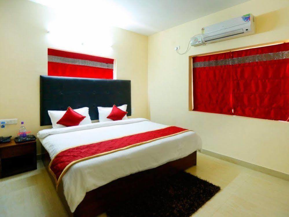 Namo Suites Χιντεραμπάντ Εξωτερικό φωτογραφία